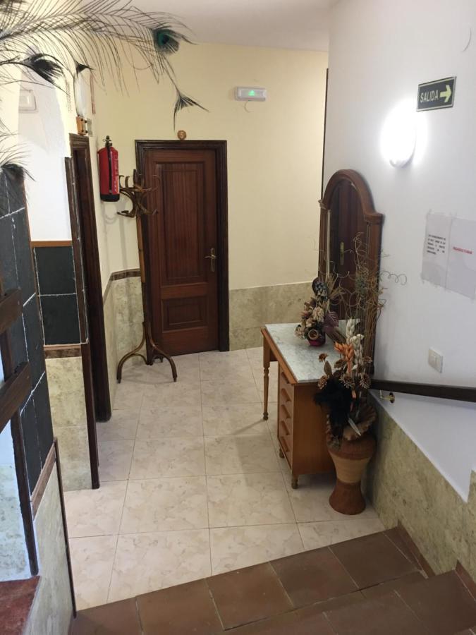 Отель Hostal O Labrador O Hospital Экстерьер фото